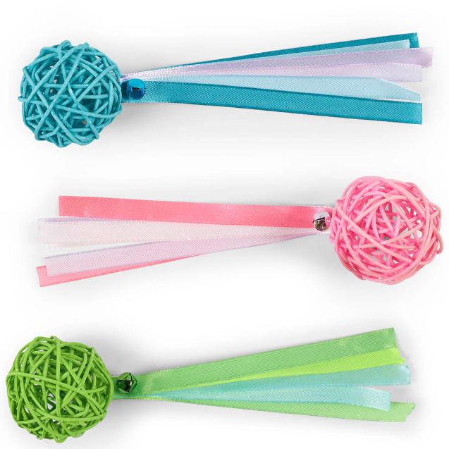 Kitty Wicker Play Ball